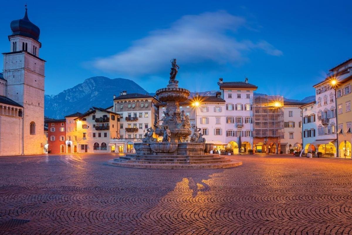 Monolocale Mati - Holiday Home Trento Esterno foto